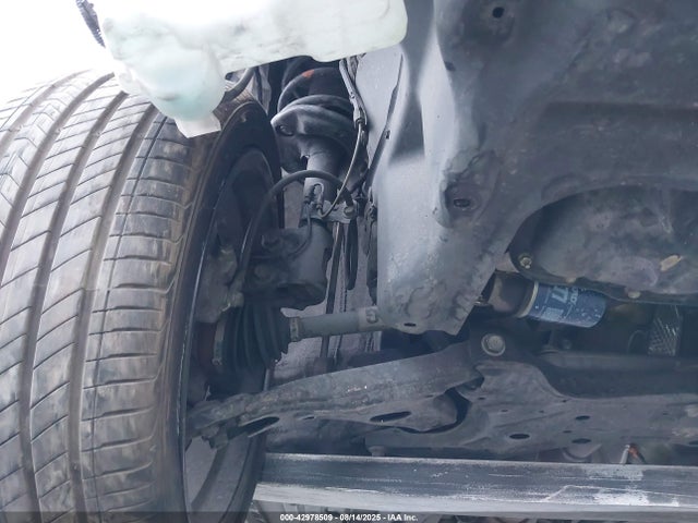 2T1BURHE6HC902090 Toyota 2zr-fe