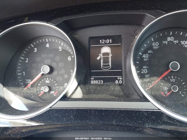 3VWL07AJ5GM361287 Volkswagen 2016