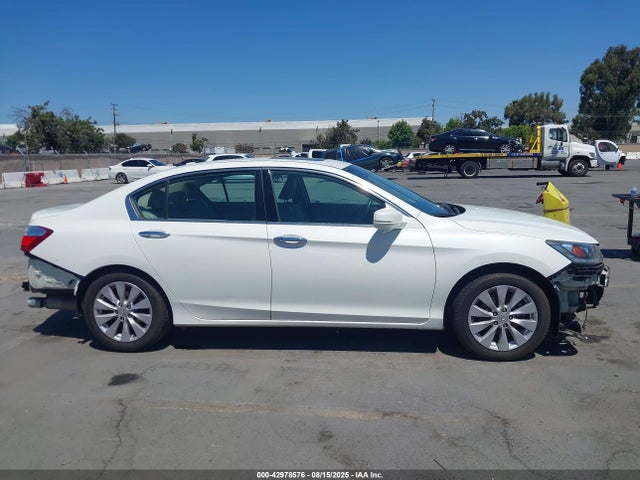 Honda j35y1 2014 1HGCR3F87EA003871 Image 14