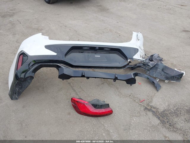 5UX33DT04P9R33721 BMW 2023