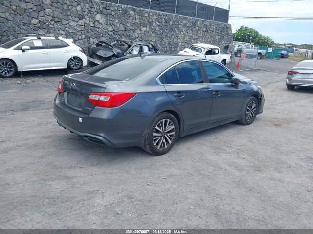2018 SUBARU LEGACY 4S3BNAC63J3005077 Photo 3