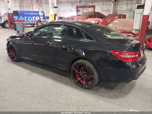 2013 MERCEDES-BENZ E 550 WDDKJ7DBXDF200693 Photo 2
