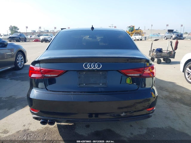 Audi A3 2018 WAUAUGFF7J1013446 Image 17