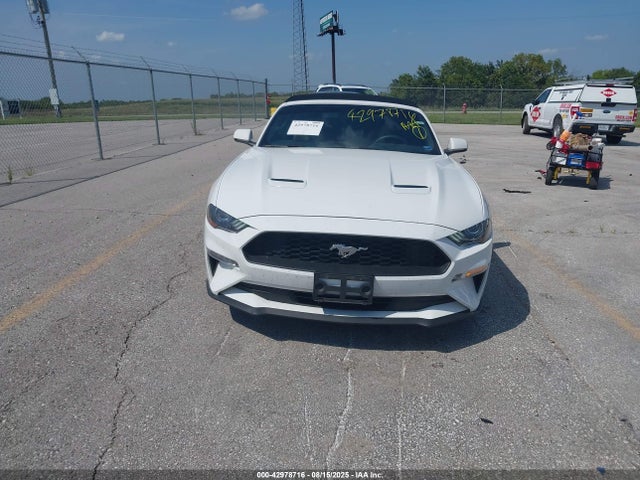 Ford 2.3l 4v premium fuel 2018 1FATP8UH3J5116536 Image 12