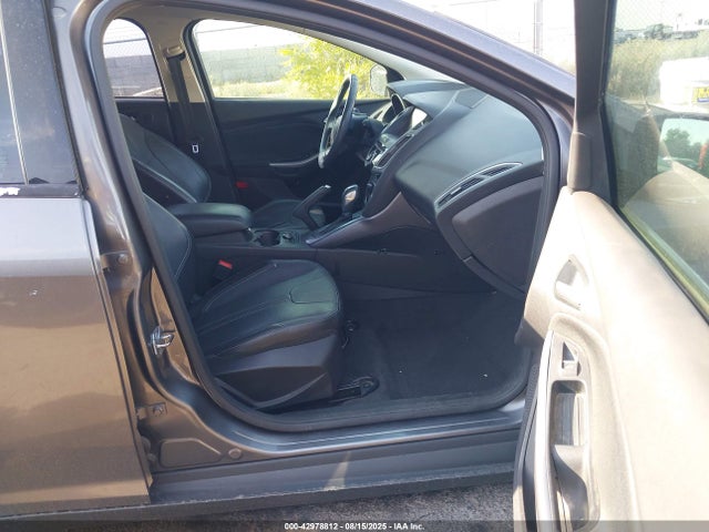 Ford Focus 2014 1FADP3N27EL460969 Image 5