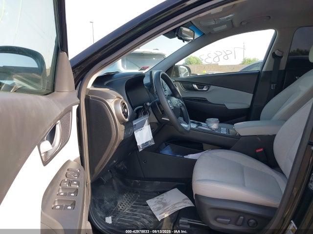KM8K23AG9PU166645 Hyundai 2023