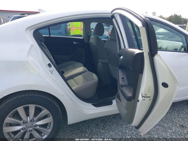 KIA Forte 2014 KNAFX4A64E5163161 Image 8
