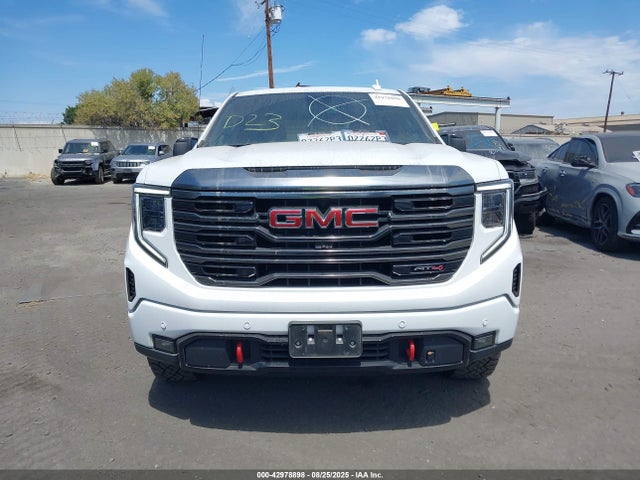 1GTUUEET1NZ520314 GMC lm2