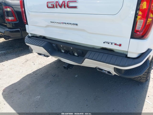 1GTUUEET1NZ520314 GMC lm2
