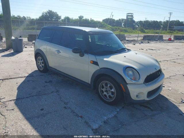 2014 MINI CLUBMAN WMWZF3C52ET493388 Photo 0