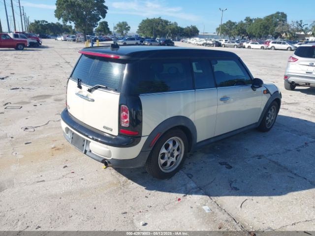 2014 MINI CLUBMAN WMWZF3C52ET493388 Photo 3