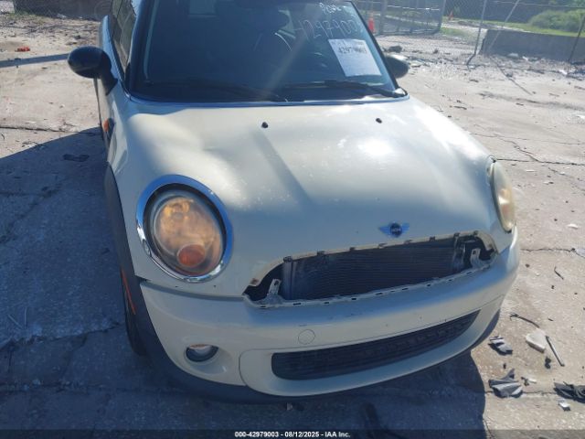 2014 MINI CLUBMAN WMWZF3C52ET493388 Photo 5