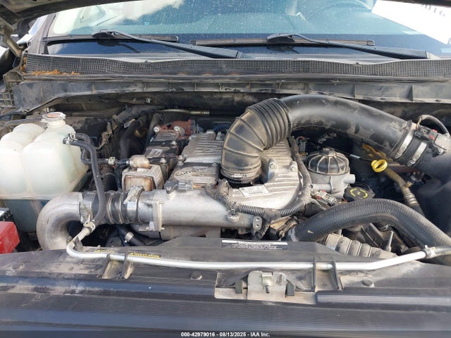 1N6BA1F46HN573910 Nissan 2017