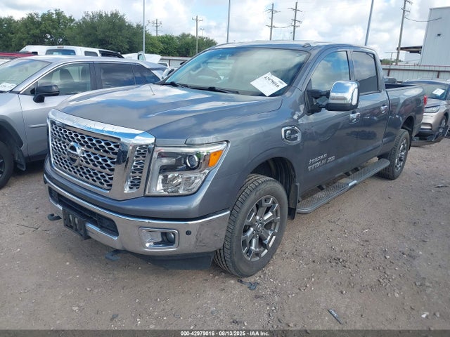 1N6BA1F46HN573910 Nissan 2017