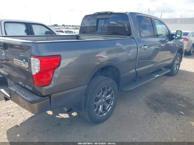 1N6BA1F46HN573910 Nissan 2017