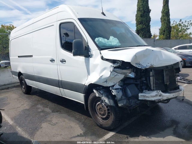 WD3PF1CD6KP027337 Mercedes-Benz om 642 with brake assist