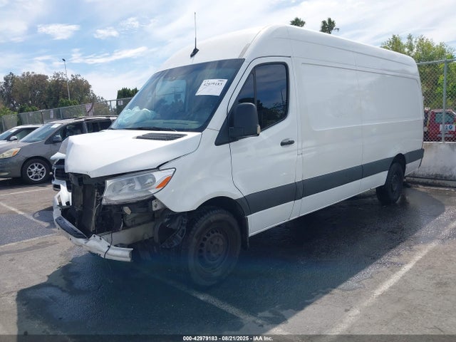 WD3PF1CD6KP027337 Mercedes-Benz om 642 with brake assist