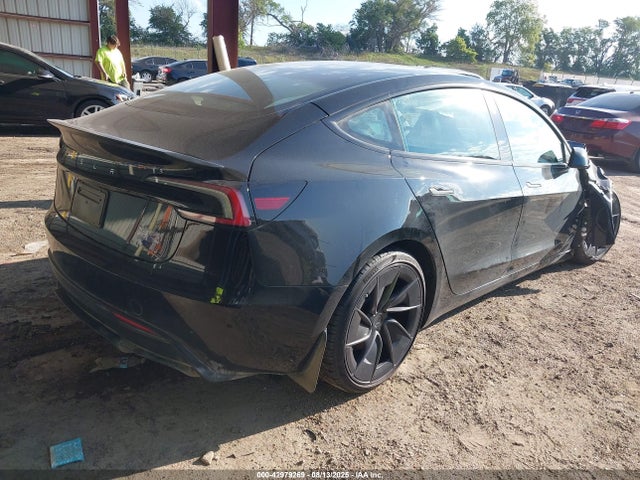 2024 TESLA MODEL 3 5YJ3E1ET1RF806872 Photo 3