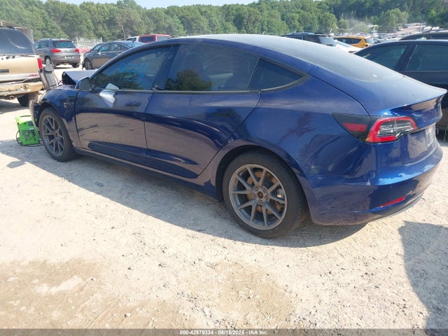 2018 TESLA MODEL 3 5YJ3E1EB5JF064729 Photo 2