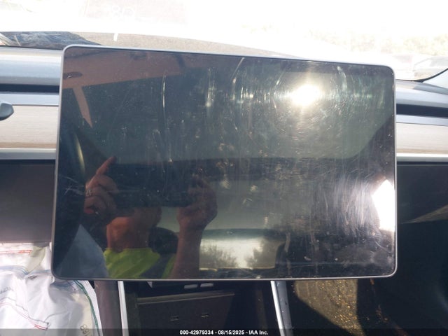 2018 TESLA MODEL 3 5YJ3E1EB5JF064729 Photo 6