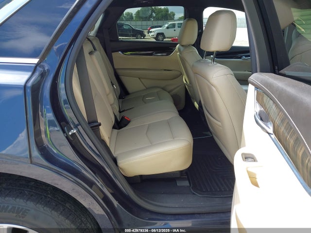 2018 CADILLAC XT5 1GYKNARSXJZ132274 Photo 7