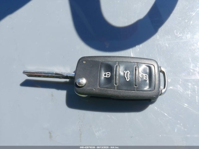 Volkswagen 2014 2014 3VWL17AJ4EM419772 Image 11