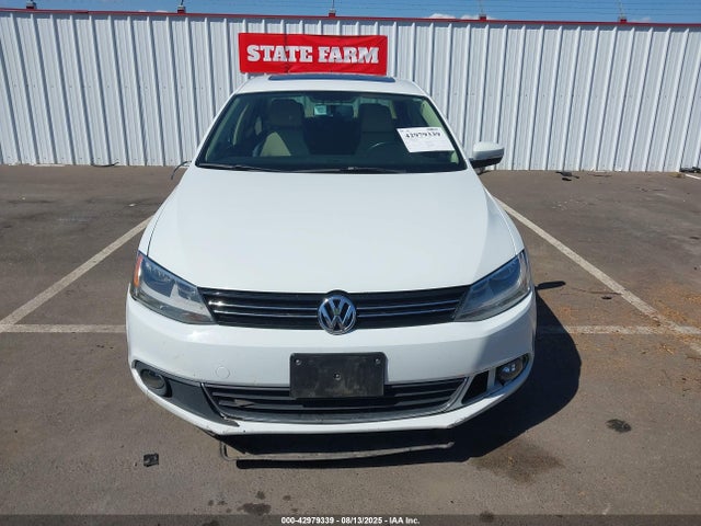 Volkswagen 2014 2014 3VWL17AJ4EM419772 Image 13