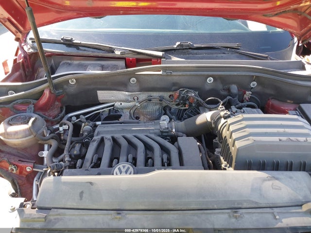 Volkswagen fsi 2018 1V2LR2CA9JC520201 Image 10