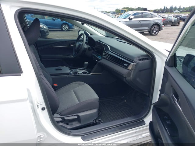 Toyota a25a-fxs 2025 4T1DBADK9SU026889 Image 5