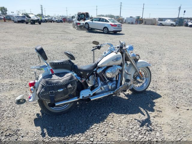 2003 HARLEY-DAVIDSON FLSTCI 1HD1BWB1X3Y105544 Photo 3