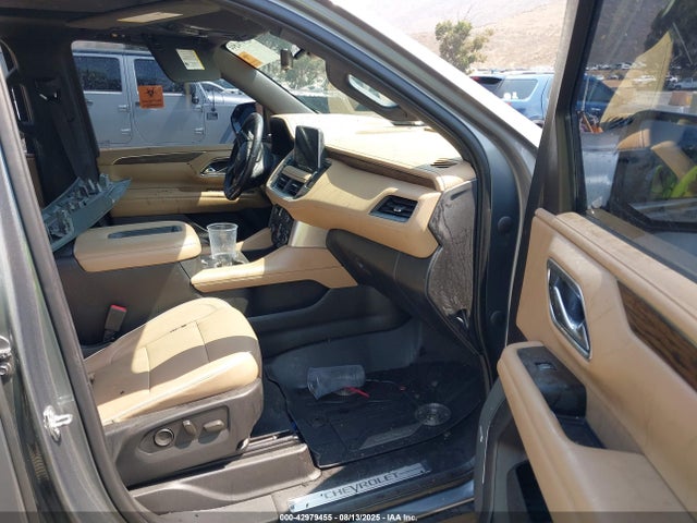 42979455 :رقم المزاد ، 1GNSKSKD1MR121191 vin ، 2021 Chevrolet Tahoe 4wd Premier مزاد بيع