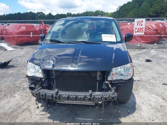 2C4RC1BG8GR297985 Chrysler Town and Country