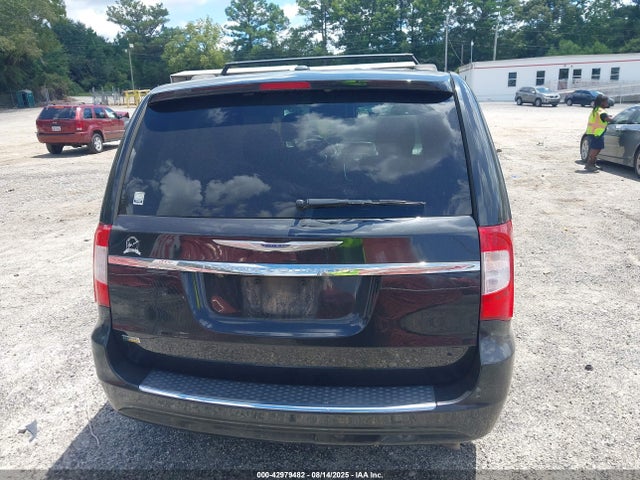 2C4RC1BG8GR297985 Chrysler Town and Country