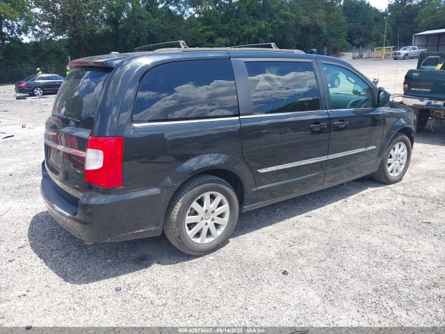 2C4RC1BG8GR297985 Chrysler Town and Country