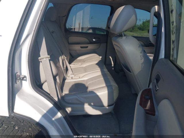 2011 CHEVROLET TAHOE 1GNSKBE05BR303059 Photo 7
