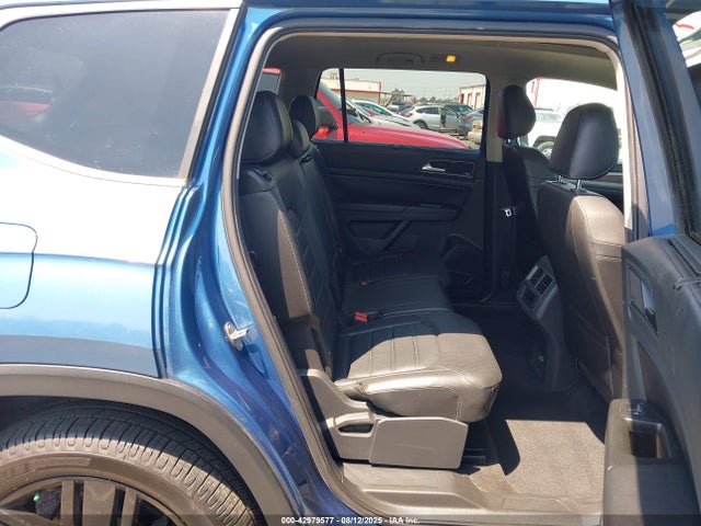 Volkswagen fsi 2019 1V2NR2CA2KC534130 Image 8