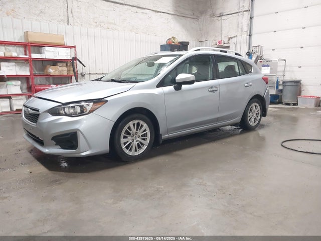 Subaru na 2017 4S3GTAB64H3702099 Image 2