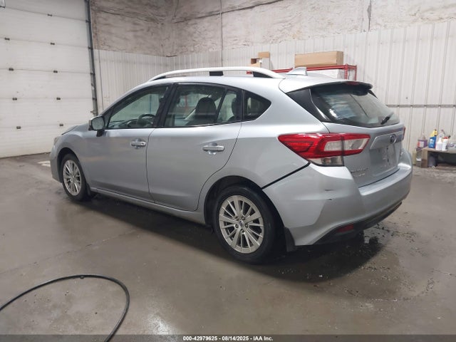 Subaru na 2017 4S3GTAB64H3702099 Image 3
