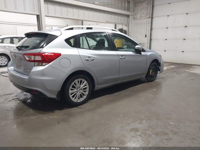 Subaru na 2017 4S3GTAB64H3702099 Image 4