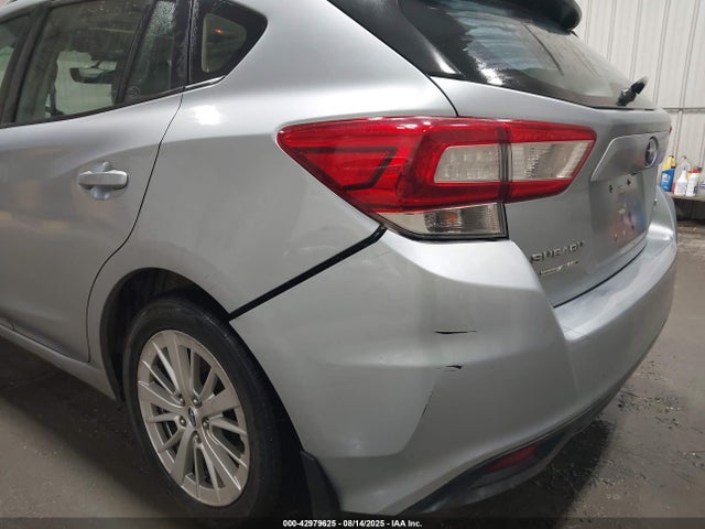 Subaru na 2017 4S3GTAB64H3702099 Image 6