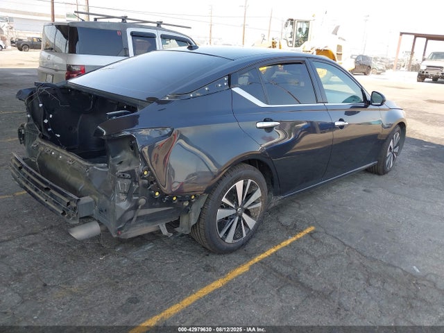 Nissan 2020 2020 1N4BL4EV8LC125400 Image 4