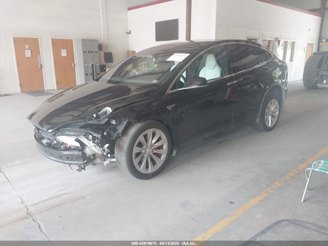 2016 TESLA MODEL X 5YJXCBE42GF005144 Photo 1