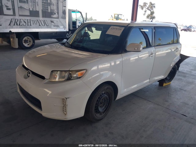 Scion 2az-fe 2015 JTLZE4FE4FJ074791 Image 2