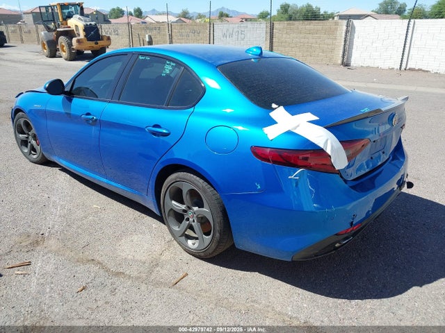 Alfa Romeo giulia (952) 2017 ZARFAEBN6H7558649 Image 3