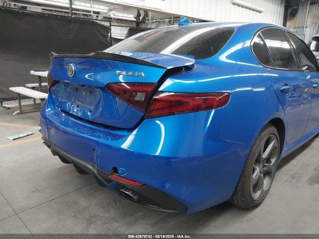 Alfa Romeo giulia (952) 2017 ZARFAEBN6H7558649 Image 6