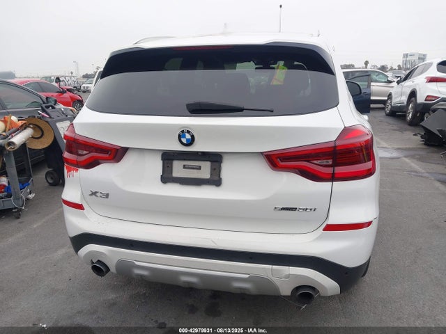 BMW X3 2020 5UXTY3C06LLE55362 Image 17