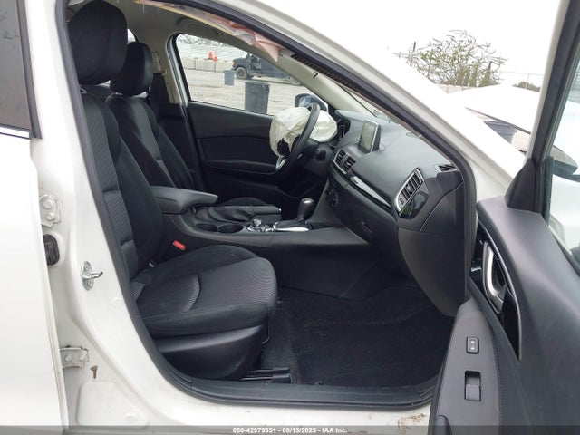 JM1BM1U73G1282939 Mazda pe