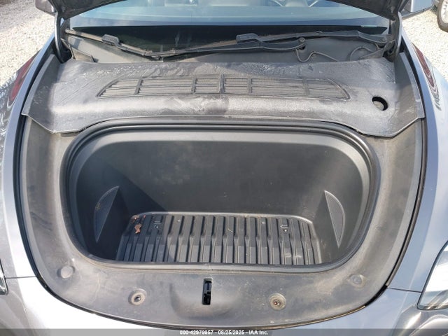 2020 TESLA MODEL Y 5YJYGDEE8LF059619 Photo 9