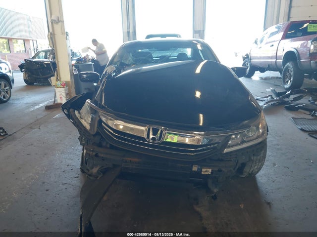 1HGCR2F34HA055347 Honda k24w1