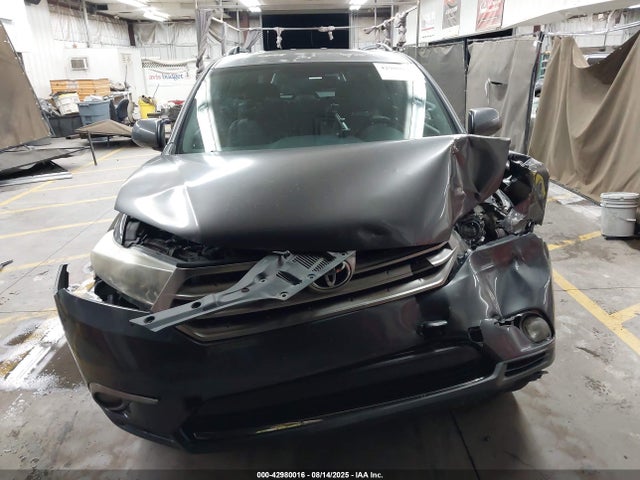 Продаж на аукціоні авто 2013 Toyota Highlander Limited V6, vin: 5TDYK3EH7DS130955, номер лоту: 42980016